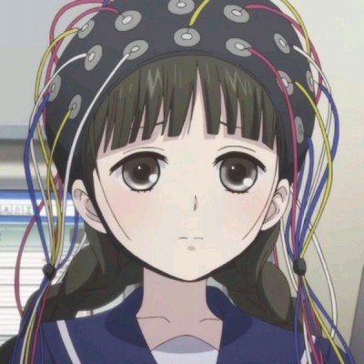 竹笋把衣服顶起来了